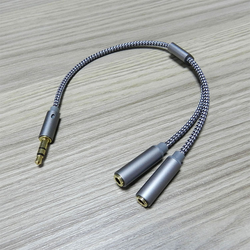 1PCS 3.5mm Audio Splitter Y Ja - Earphone Splitter Jack recensione e prezzo